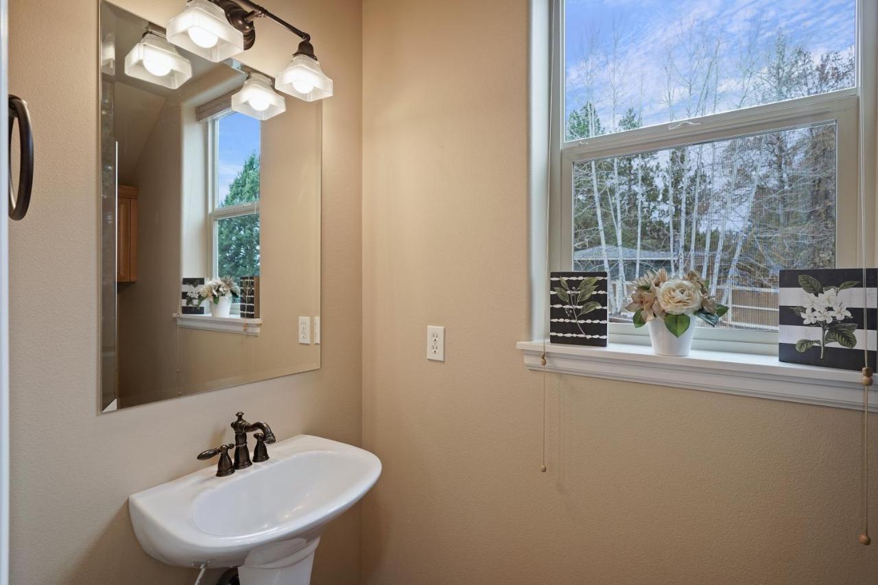 Sunny Days 30 Day Minimum Home Bend Exterior foto